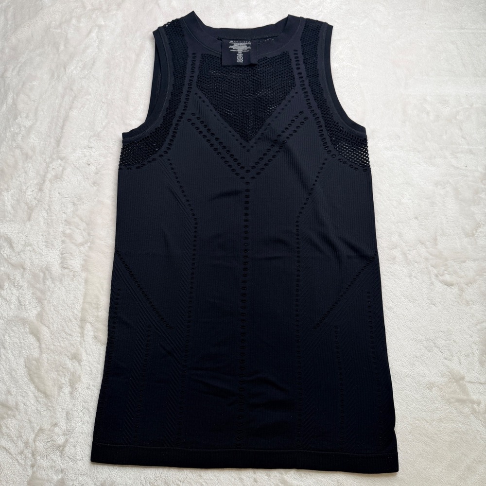 Athleta oxygen Tank Black Seamless Mesh Perforated Activewear Top XS 444822
